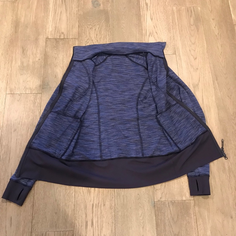 Lululemon In Stride jacket - Picture 16 of 16